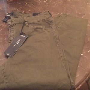 NWT Torrid Ultra Skinny Pants